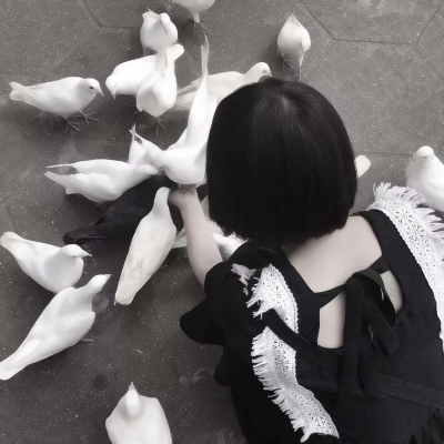 30张高清好看的女生真人头像分享