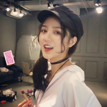 20张高清好看的个性侧脸女生头像合集