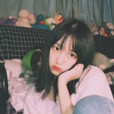 32张高清原宿风ins女生头像 个性氛围感拉满