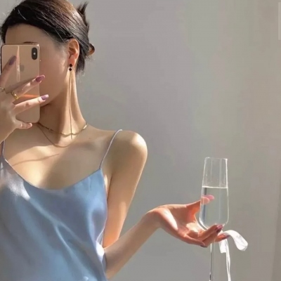 QQ女生热门高清头像合集 共10张