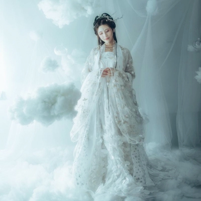 古风唯美意境真人女头像 21张高清古风真人女生头像合集