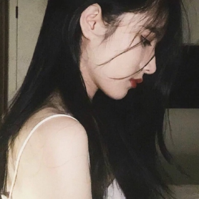 QQ女生热门高清头像合集 共10张