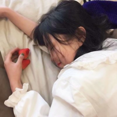 36张高清个性原宿风女生QQ头像 氛围感拉满