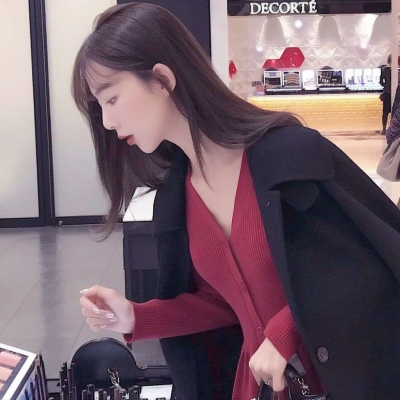 18张高清清新感女生侧脸头像 气质氛围感拉满