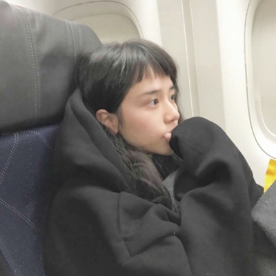 女生忧愁微信头像合集：每一张都藏着让人心疼的伤感情绪