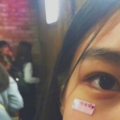 36张高清成熟风微信头像 氛围感拉满的女生头像合集