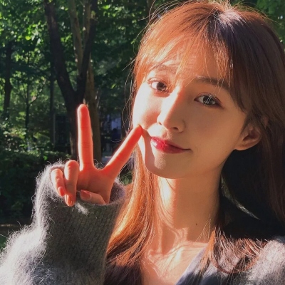 女生真人好看头像合集 这次整理了9张适合女生用的头像