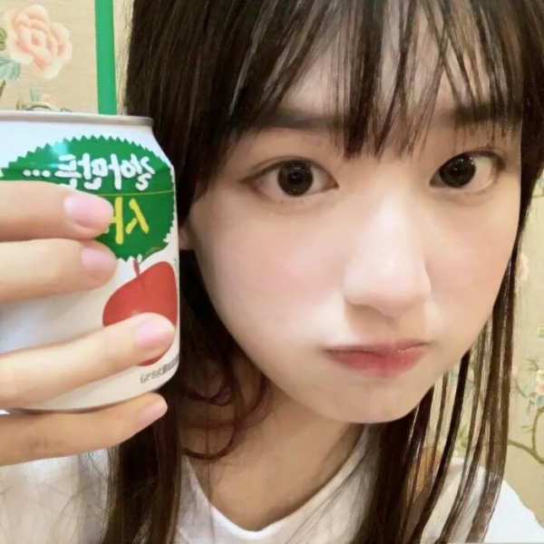 32张超清清新盐系女生头像合集 直接存就能用