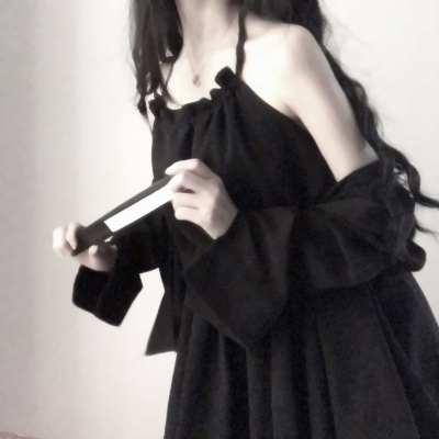 36张最新不露脸高清闺蜜头像合集 新潮女生头像素材