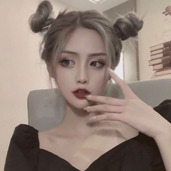 16张高清时髦高冷女生头像 自带氛围感的气质款头像合集