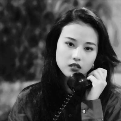 26张高清港风复古黑白女生头像，氛围感拉满