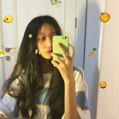 9张高颜值酷感女生自拍头像 高清好看的女生头像合集