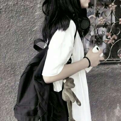 36张高清不露脸女生部位酷头像 干净氛围感拉满