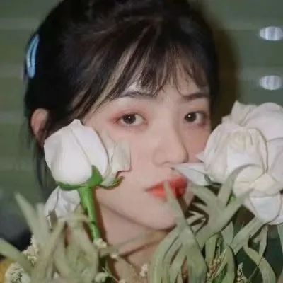 女生高清好看微信头像合集 共10张