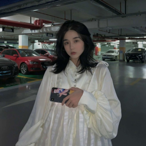 ins超火女生头像合集 28张高清无水印美图