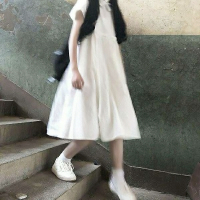 18张高清不露脸！女生下半身部位个性网图头像合集