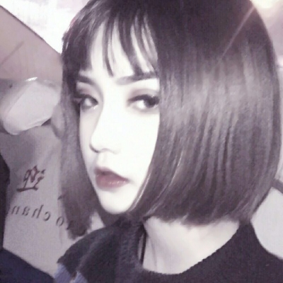 12张精选漂亮女生QQ头像 一次存够够用