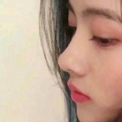 36张超有气质的女生微信头像合集