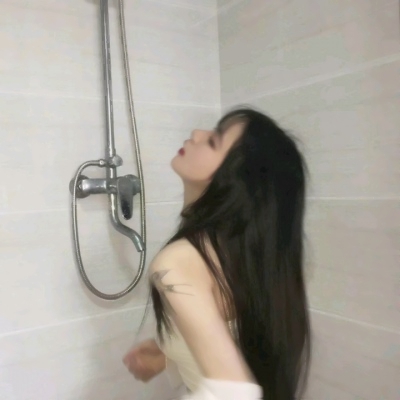 28张高清有个性的女生真人头像合集