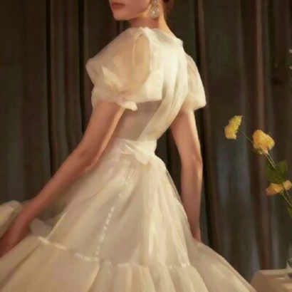 19张高清白色婚纱女生头像 氛围感拉满