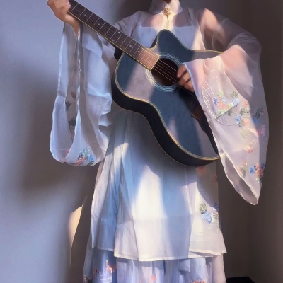 8张高清不露脸的古风女生真人部位头像合集