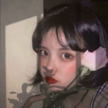 12张高清气质复古女生头像 氛围感拉满