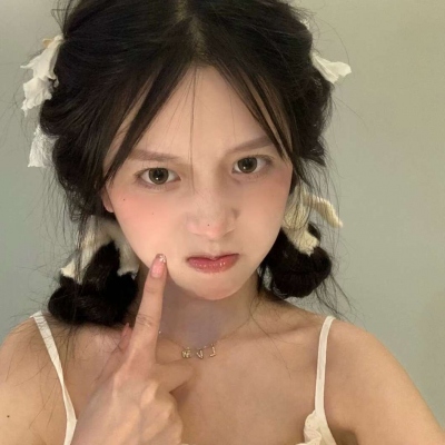 11张干净清爽的女生真人头像合集