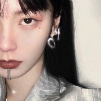 成熟有内涵的漂亮独立女性头像合集 共19张