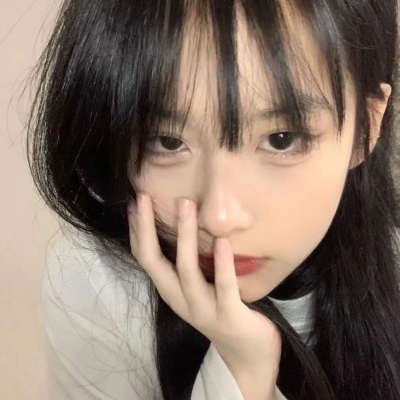 8张氛围感拉满的露脸小清新女生头像合集