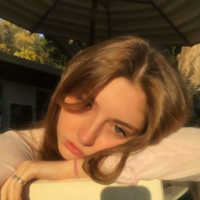 女生ins欧美风高清头像合集 18张好看的ins欧美女生头像