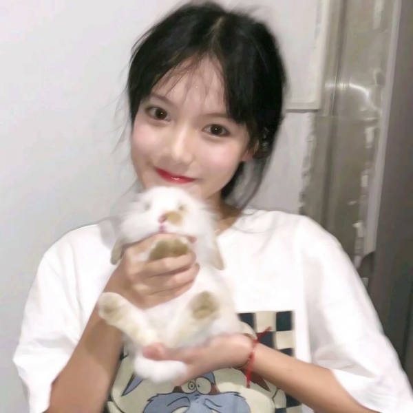 超高清女生头像合集！21张好看的女神头像素材