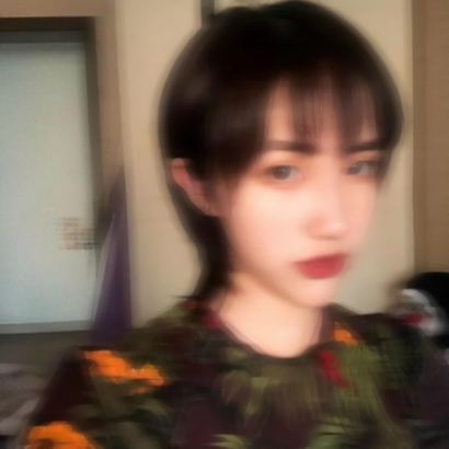 14张高清丧气感模糊女头合集 氛围感拉满的优质女生头像