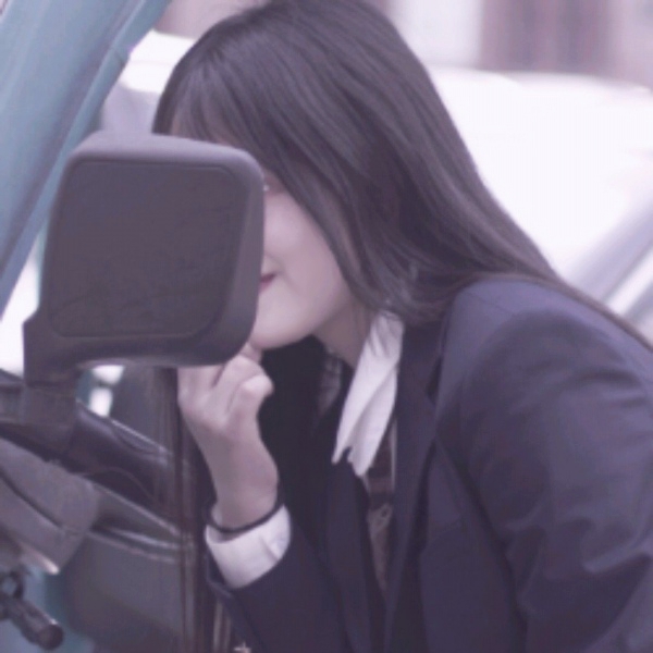 26张超清好看女生头像合集 漂亮女人照片头像素材