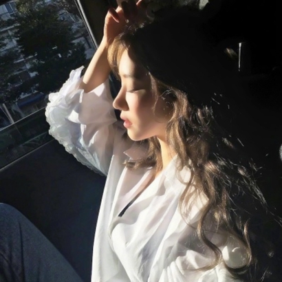 18张自带元气感的阳光女孩微信头像 用头像给自己打call
