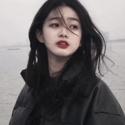 微信超火的女生高清头像合集（共17张）