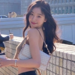 QQ女生热门高清头像合集 共10张