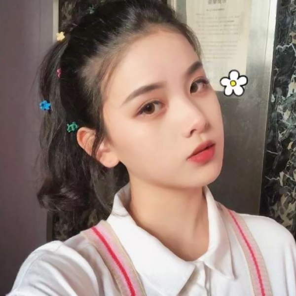 超高清好看的优秀女生头像合集 27张优质女生头像分享