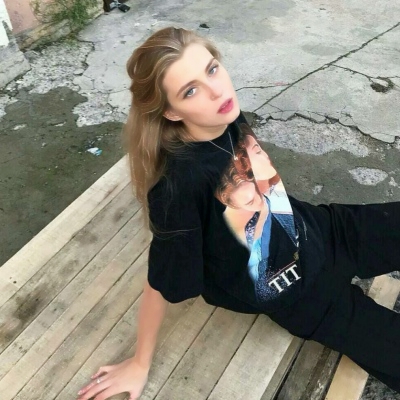 20张氛围感拉满的外国女生清新头像合集