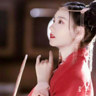 女生霸气冷艳古风头像来啦！36张高清真人款一次看够