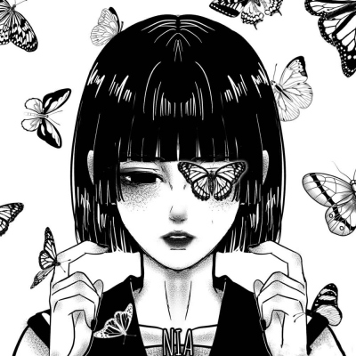 9张氛围感拉满的黑白漫画风女生头像，小众又高级