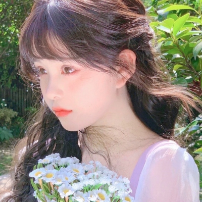 小脸头像网更新14张女生小清新单纯头像