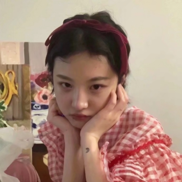 36张高清韩系清新女生真人头像 氛围感拉满的时尚头像合集