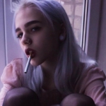 12张气质感拉满的女生欧美风微信头像合集