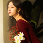 12张氛围感拉满的女生复古真人头像合集