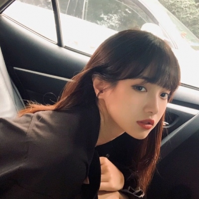 女生低调有内涵的真人头像来啦，一共9张