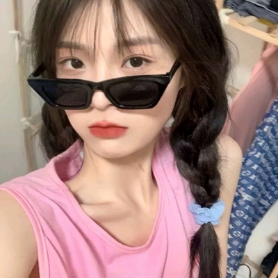 能招好运的真人女生头像合集，一共12张