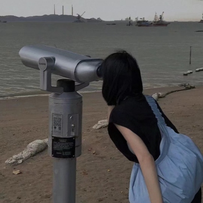 当下超火的真人女生头像合集 共20张