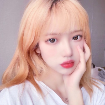 18张高清女生网图头像 新潮款一次看够