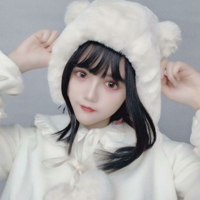 17张高清兔耳女生真人头像 好看又治愈