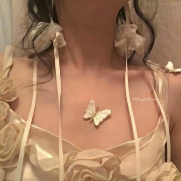24张干净清爽的女生部位头像 超清质感拉满
